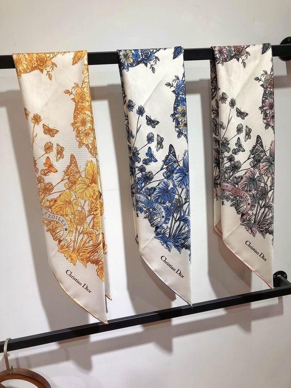 Dior silk scarf 90X90cm E21